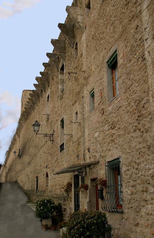 Palazzo Alle Mura Staggia الغرفة الصورة
